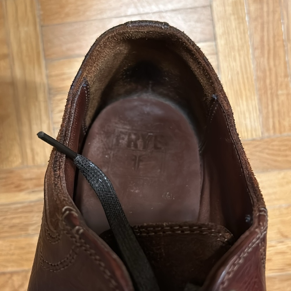 Frye - Picture 12 of 13